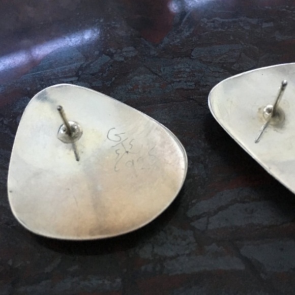 SIGNED, UNIQUE, VINTAGE SS Earrings - Picture 3 of 3